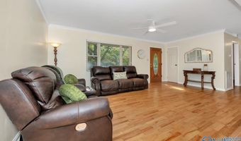 612 Hereford Dr, Athens, AL 35611