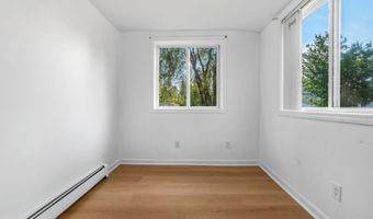 146 Chicoine Ave, Auburn, ME 04210