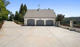 13532 Pineridge Ct, Yucaipa, CA 92399