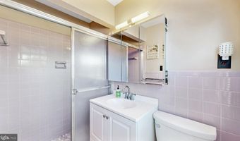 102 MERIDEN Dr, Hockessin, DE 19707