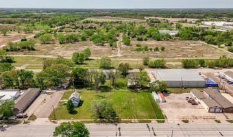 313 N Walnut St, Augusta, KS 67010