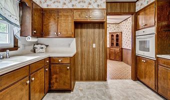 755 Branchwater Rd, Asheboro, NC 27205