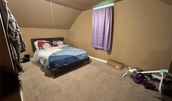 1305 Clawson St, Alton, IL 62002