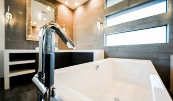 94 Glade Hollow Dr, Las Vegas, NV 89135