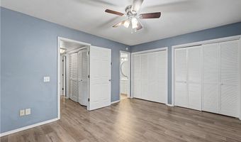2 William Ln, Bella Vista, AR 72715