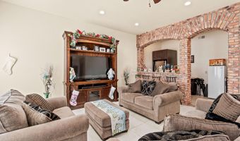10728 Regina Dr, Socorro, TX 79927