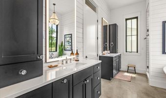 12702 NE 22nd St, Alleman, IA 50007