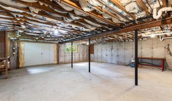19 Preston Dr, Barrington, RI 02806