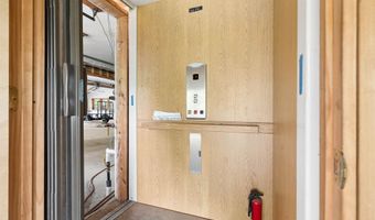 817 Gulf Rd, Barnard, VT 05031