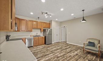 2509 Big Bear Ln 15, Indianapolis, IN 46217