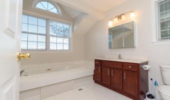 521 DOGWOOD Dr, Ambler, PA 19002