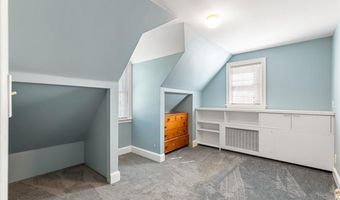 340 Newman Ave, East Providence, RI 02916