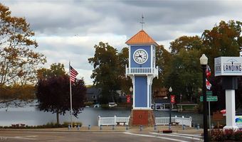 206 LAKOTA Ave, Akron, OH 44319