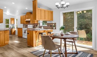 35134 LABRADOR Ln, Astoria, OR 97103