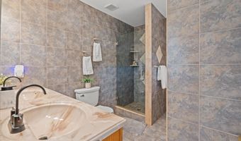 11400 DUNDEE Dr, Bowie, MD 20721