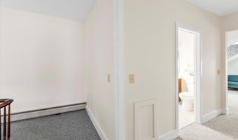 211 School St, Bennington, VT 05201