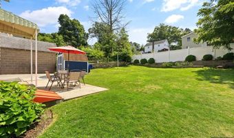 26 Liberty St, Andover, NJ 07801