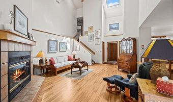 853 Racquet Ln, Boulder, CO 80303