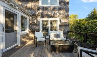 9 White Ter, Middletown, RI 02842