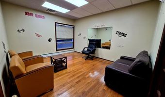 121 W Oak St Ste 1, Amityville, NY 11701