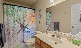 5 Sunderland Ln, Bella Vista, AR 72714