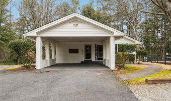 2395 Dodson Dr, East Point, GA 30344