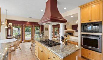 2281 Corner Creek Ln, Fallbrook, CA 92028