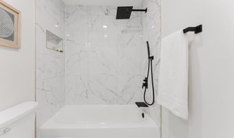 5112 ALTHEA Dr, Annandale, VA 22003