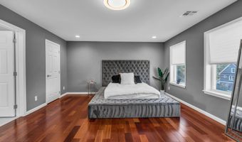 315 Parisen Ave, Bayville, NJ 08721