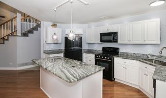 1003 Interloch Ct, Algonquin, IL 60102