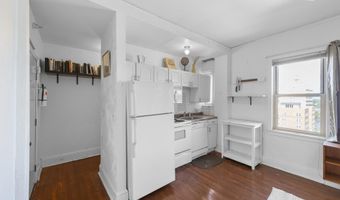 400 Deal Lake Dr 7H & 7G, Asbury Park, NJ 07712