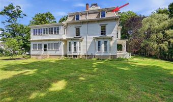 7 Nichols Ln 7, Hopkinton, RI 02832