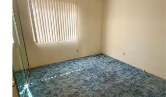 1502 White Dr, Las Vegas, NV 89119