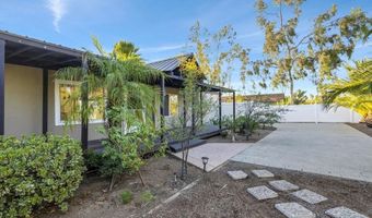 9383-85 W Lilac Rd, Escondido, CA 92026