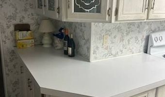 349 Waldorf Dr, Auburndale, FL 33823