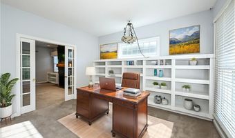 990 Whisperwood Ln, Aurora, OH 44202