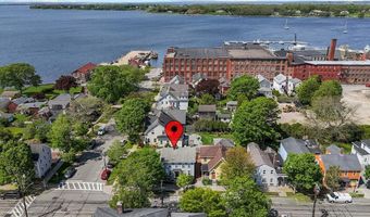 275 Hope St, Bristol, RI 02809