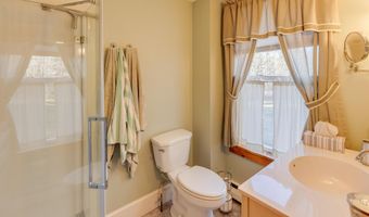 59 Parker Rd, Carroll, NH 03598