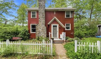25 Pineland St, North Kingstown, RI 02852