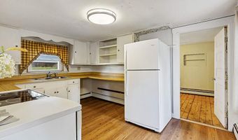 32 Murray St, Augusta, ME 04330