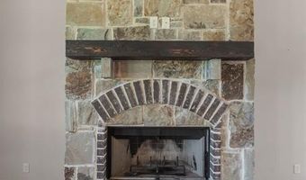 140 Cowan Xing, Alvord, TX 76225