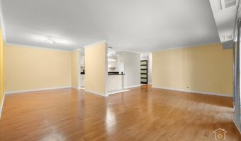 1615 E CENTRAL Rd 218C, Arlington Heights, IL 60005