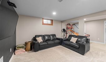 2019 Taylor Cir, Ames, IA 50010
