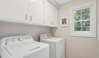 844 E SUNSET Ave, Appleton, WI 54911