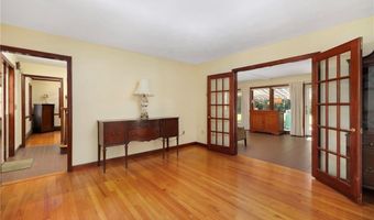 604 W Reach Dr, Jamestown, RI 02835