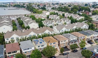 13 SCHUYLER Pl W, Bayonne, NJ 07002