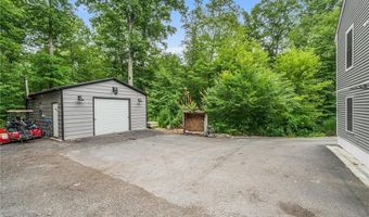 51 Paine Rd, Foster, RI 02825