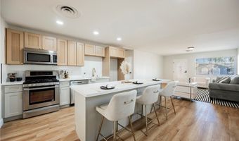 3114 Scarlet Oak Ave, Las Vegas, NV 89104