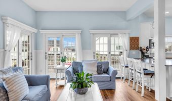 221 Magnolia Dr, Bayville, NJ 08721