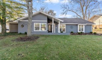 477 Hillbrook Dr, Ballwin, MO 63011